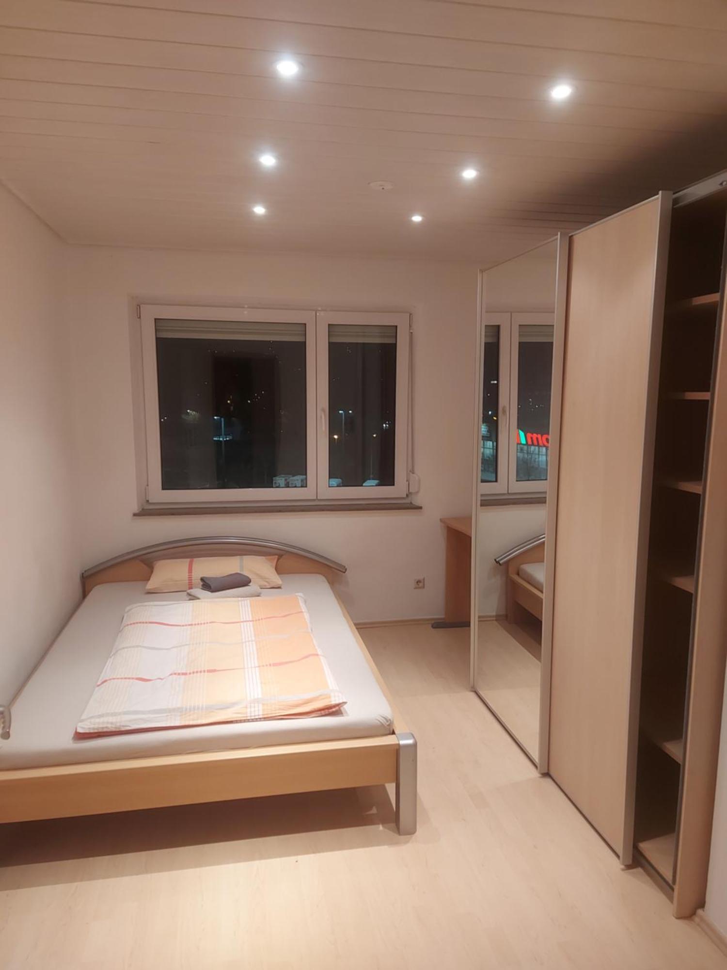 Rooms & Apartments Schwäbisch Gmünd 外观 照片